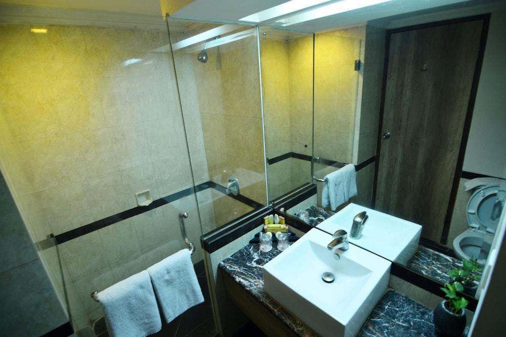 Abadi Hotel Malioboro Yogyakarta By Tritama Hospitality Exterior photo