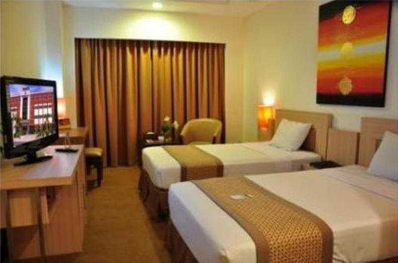 Abadi Hotel Malioboro Yogyakarta By Tritama Hospitality Exterior photo