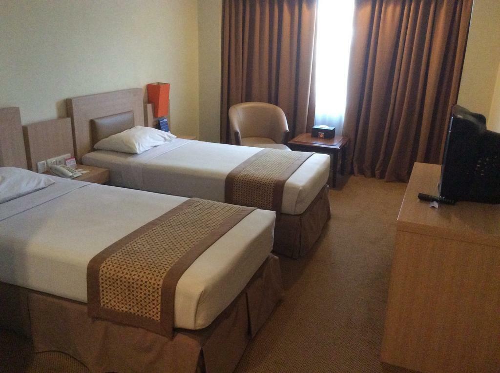 Abadi Hotel Malioboro Yogyakarta By Tritama Hospitality Exterior photo